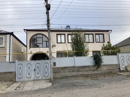 Дом в аренду по адресу Республика Крым, Симферополь, Греческая улица