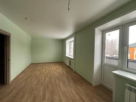 Продам однокомнатную квартиру, 77.2 м², этаж 2 из 5. Фото 2