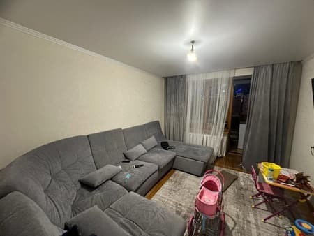 Аренда трехкомнатной квартиры, 75 м², этаж 2 из 12. Фото 3