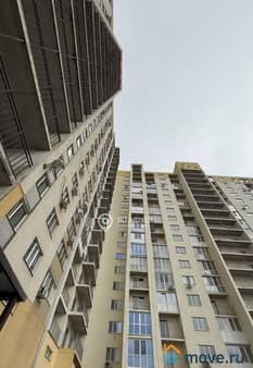 Продаем двухкомнатную квартиру, 84 м², этаж 7 из 18. Фото 1