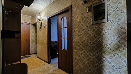 Продаю четырехкомнатную квартиру, 77.2 м², этаж 1 из 9. Фото 2