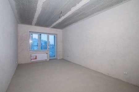 Продажа двухкомнатной квартиры, 77.5 м², этаж 4 из 10. Фото 1