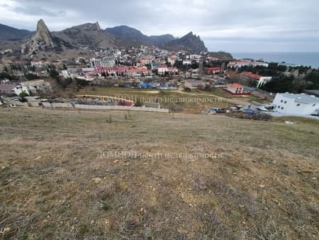 Земля под ИЖС в продажу по адресу Крым, поселок городского типа Курортное