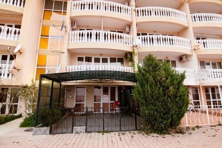 Апартаменты в аренду посуточно по адресу Крым, поселок Семидворье