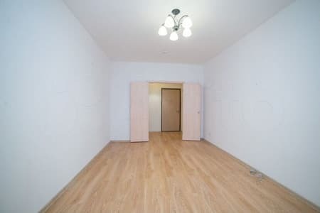 Продам однокомнатную квартиру, 37 м², этаж 1 из 3. Фото 3