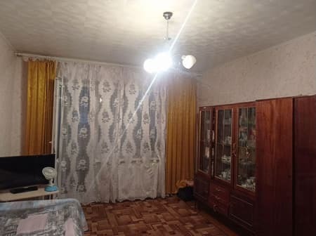 Продам однокомнатную квартиру, 39 м², этаж 1 из 9. Фото 1